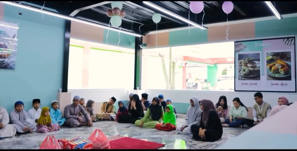 Grand Opening J-Donuts dan J-Chicken